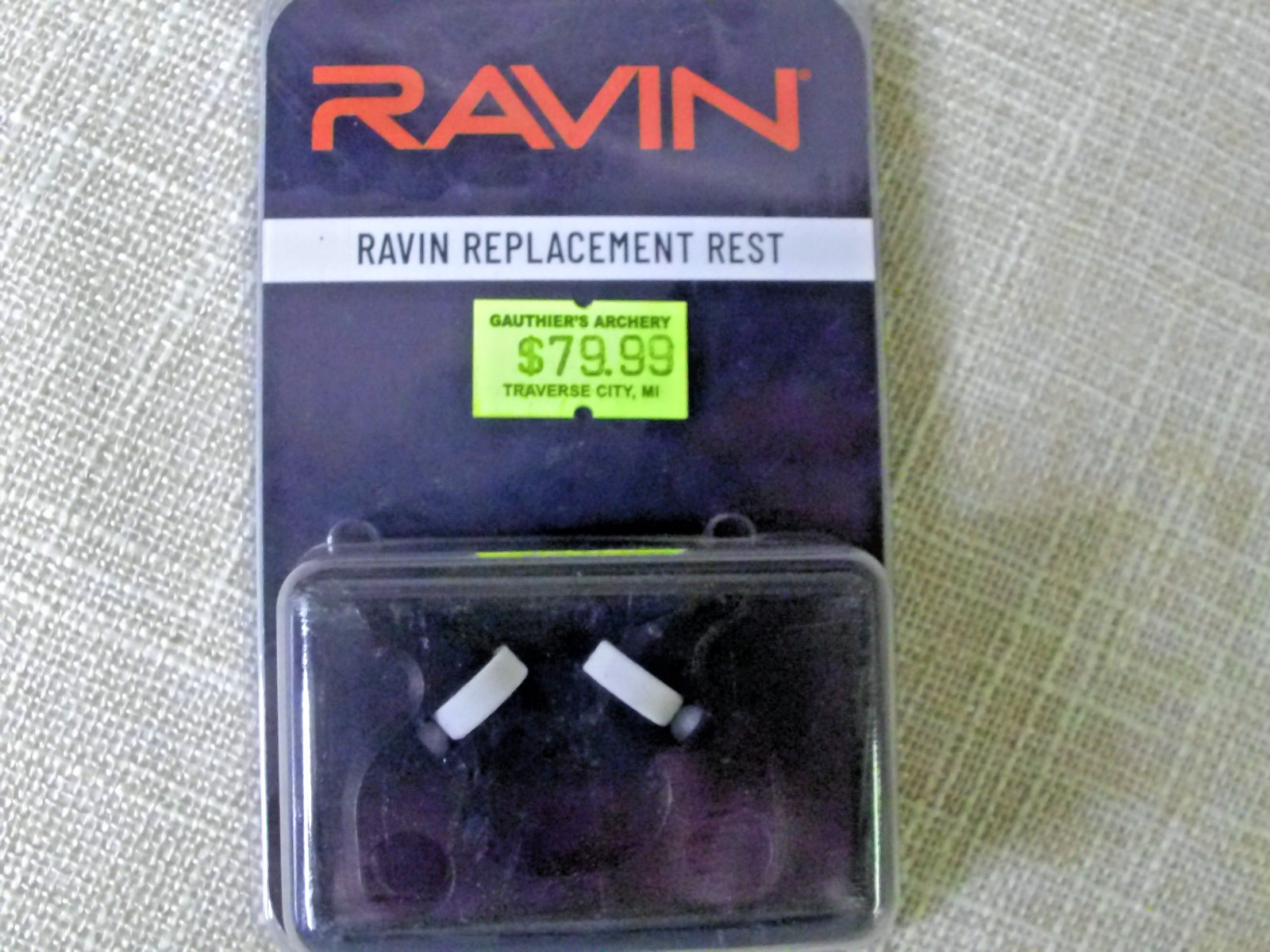 NEW Ravin Crossbows Replacement Arrow Rest -DOES NOT FIT R500 AND R18 MODELS
