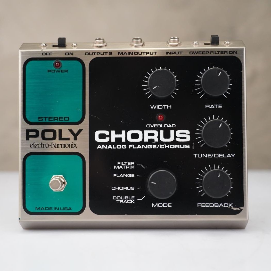 Electro-Harmonix Poly Chorus Analog Flange / Chorus Effects Pedal #58810