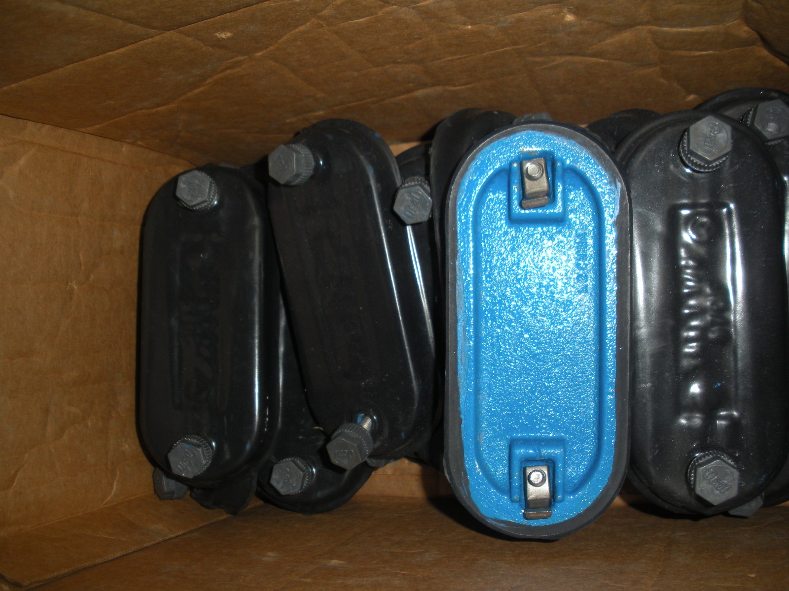 Ocal 1-1/2" condulet cover conduit body form 7 Gray 14 available T&B 570F-G