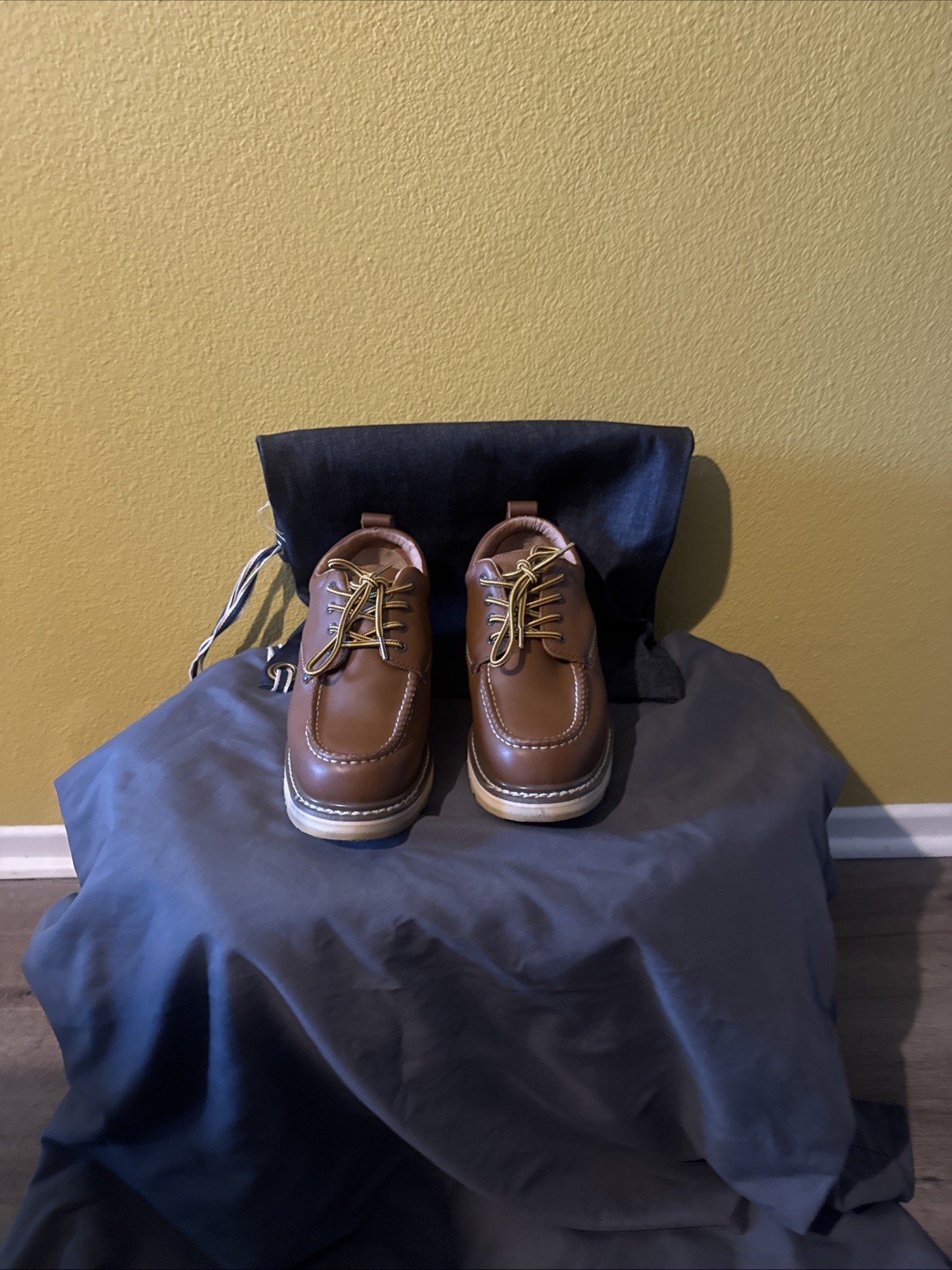 Men’s 10.5 Brown Oxfords