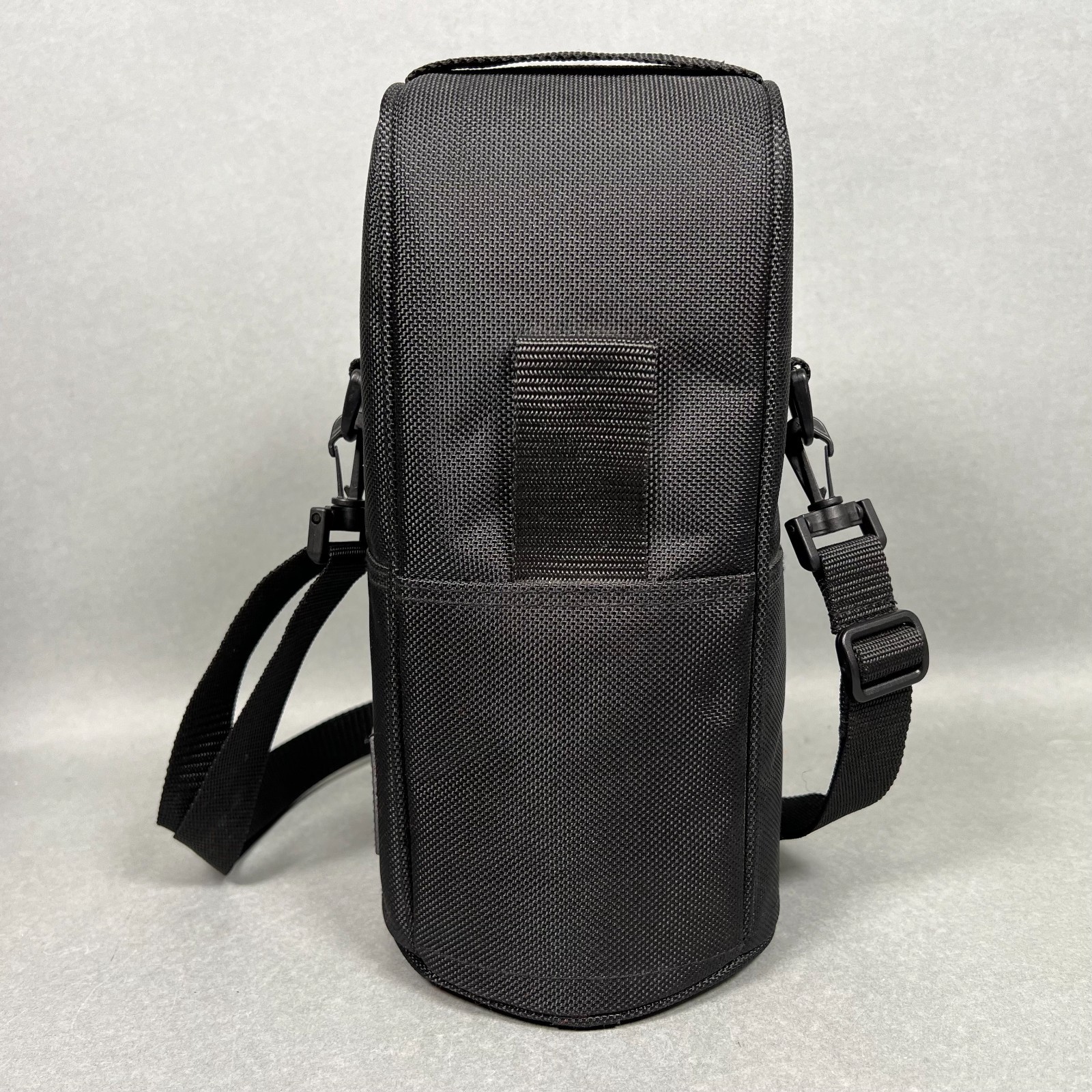 Nikon CL-M2 Lens Case For 300mm f/4.0D ED-IF AF and 70-200 f/2.8 w/ Strap NICE