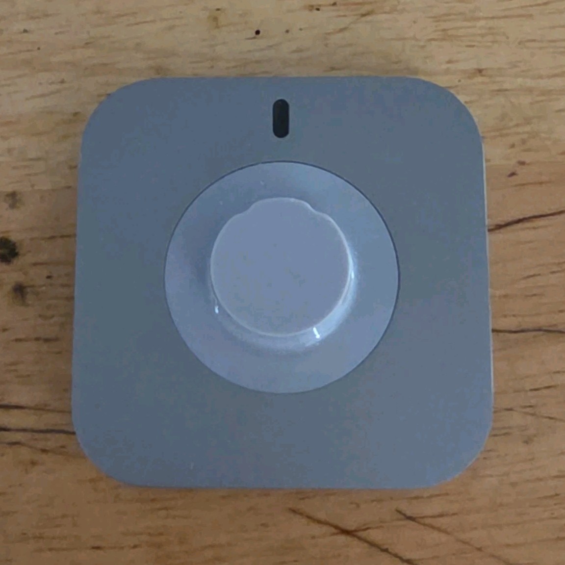 Oura Ring Charging Dock Size 6 USB-C Magnetic Charging LED Indicator Gray