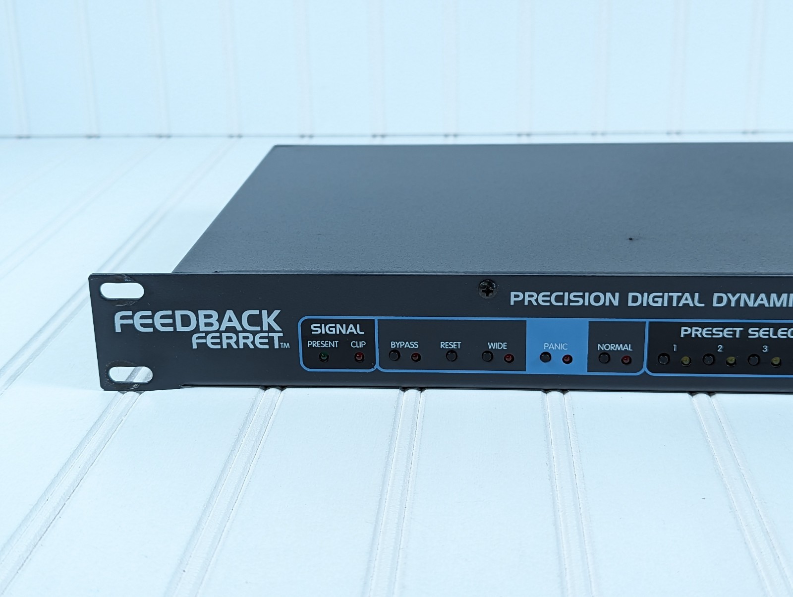 Peavey Feedback Ferret Digital Dynamic Anti-Feedback System Tested Free Shipping