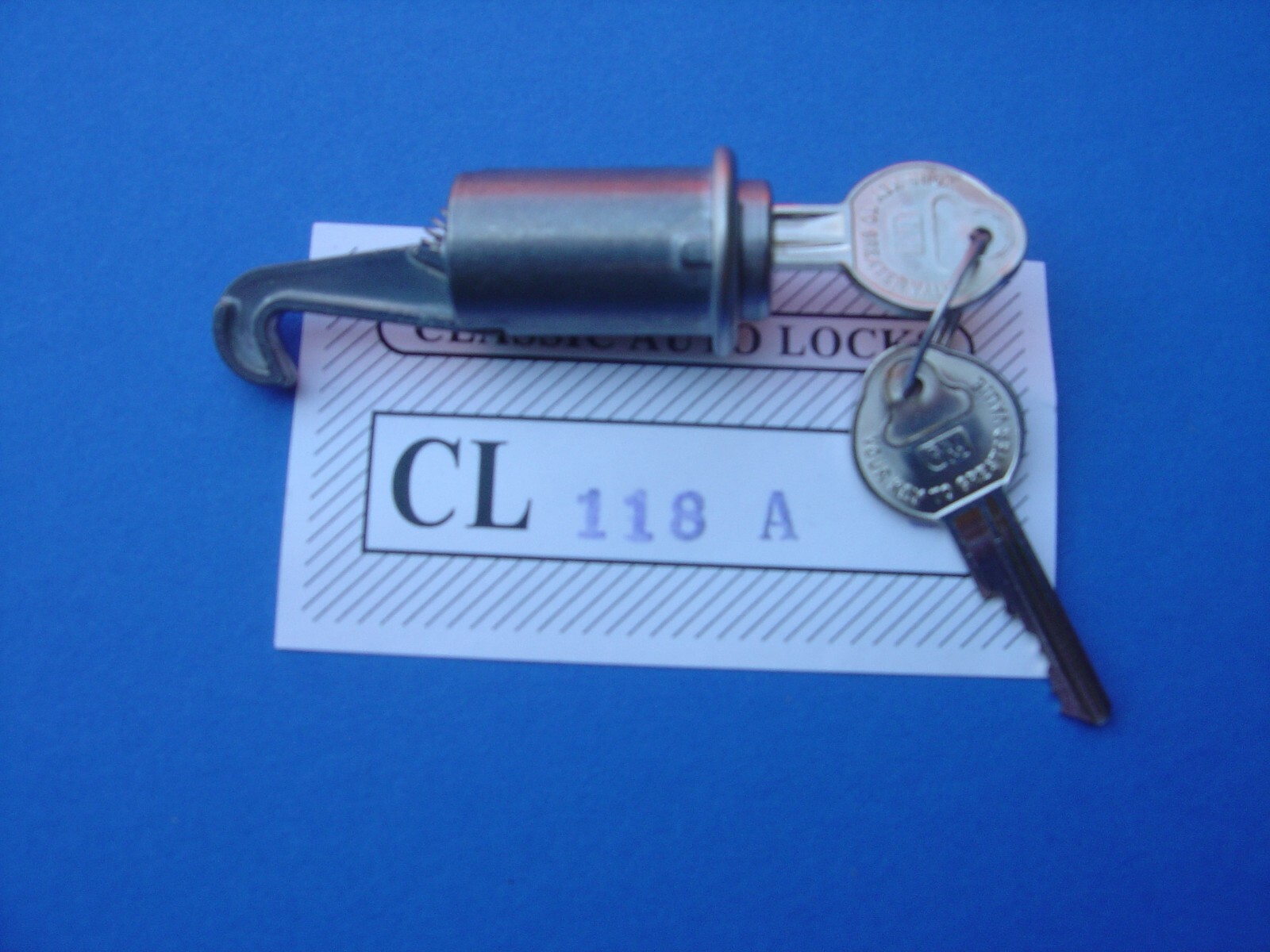 1967-1968 PONTIAC FIREBIRD GLOVE BOX LOCK WITH GM CORRECT GM PEARHEAD KEY-NEW