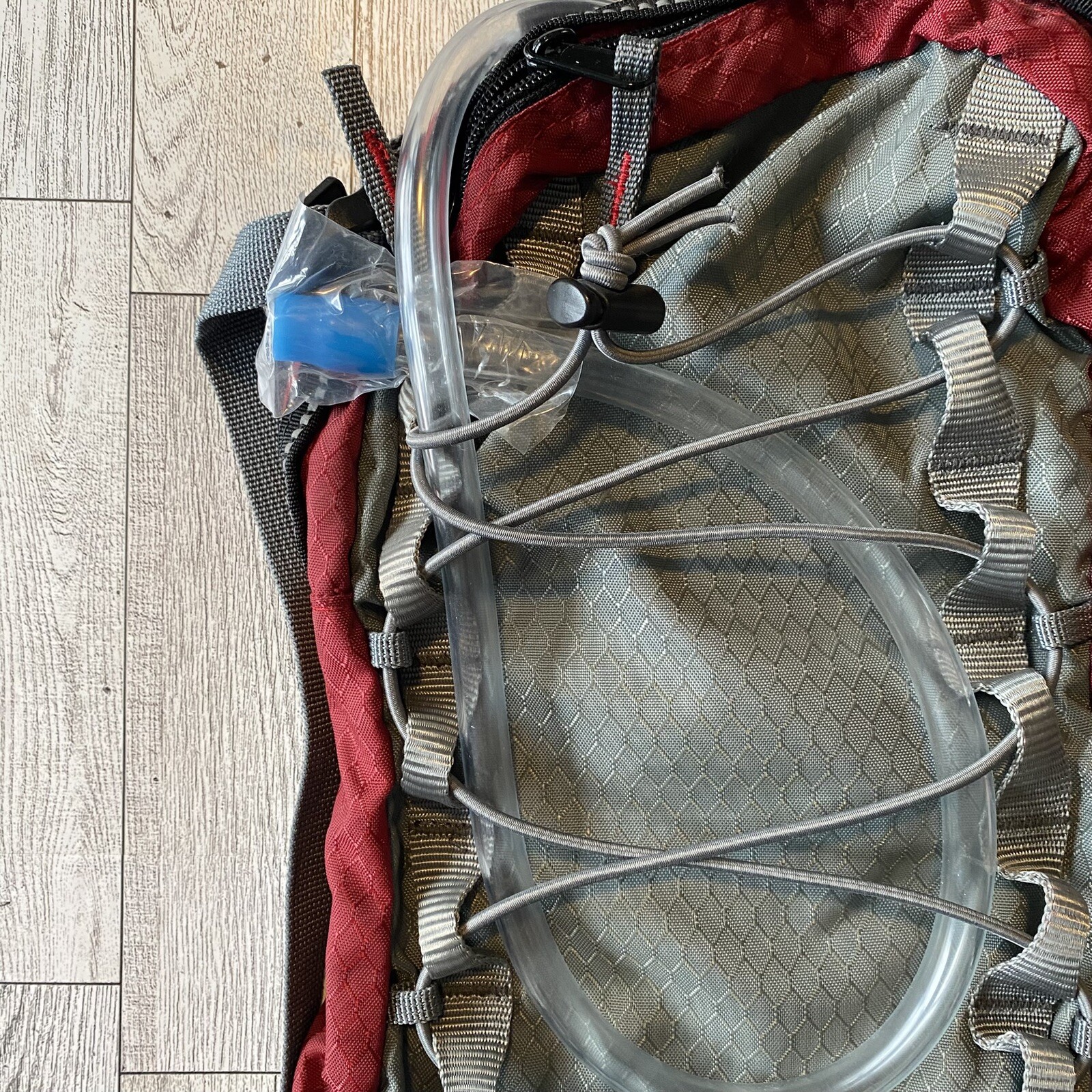 Kelty Ridgeway Red Hydration Backpack Never Used Bladder Pack Included