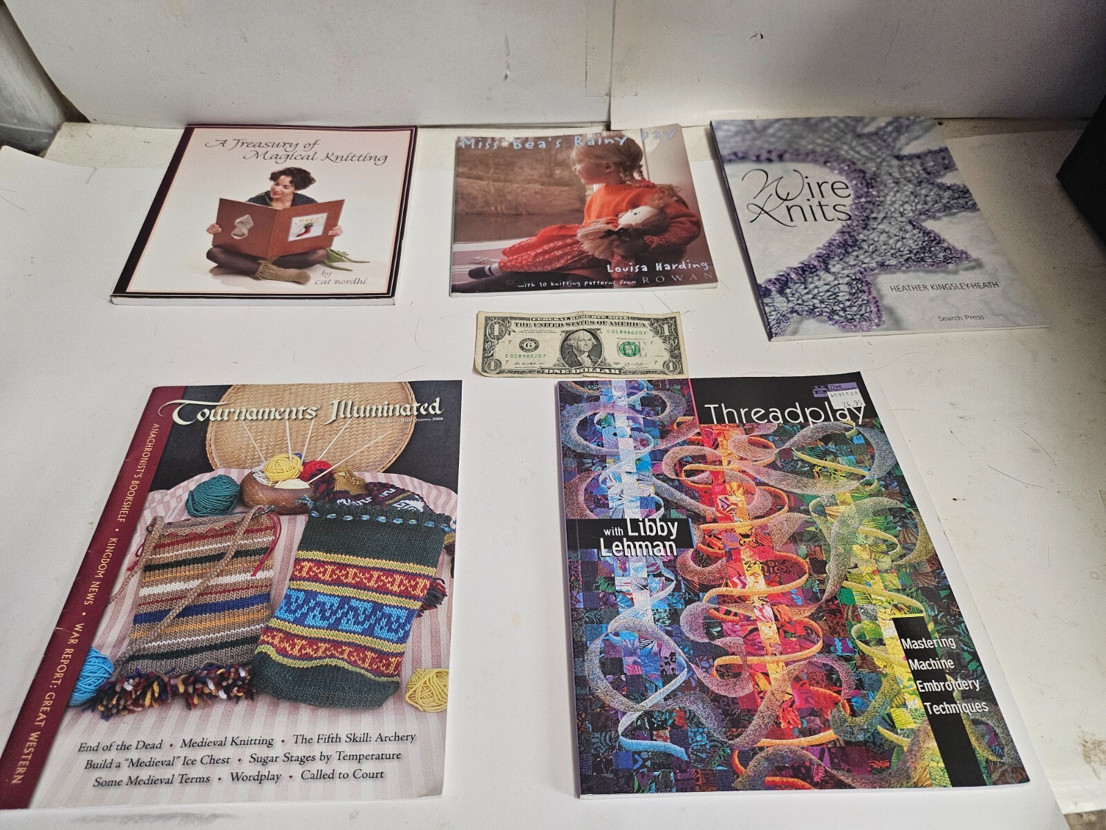 Lot of 5 Knitting & Quilt Softback Books - Lot D