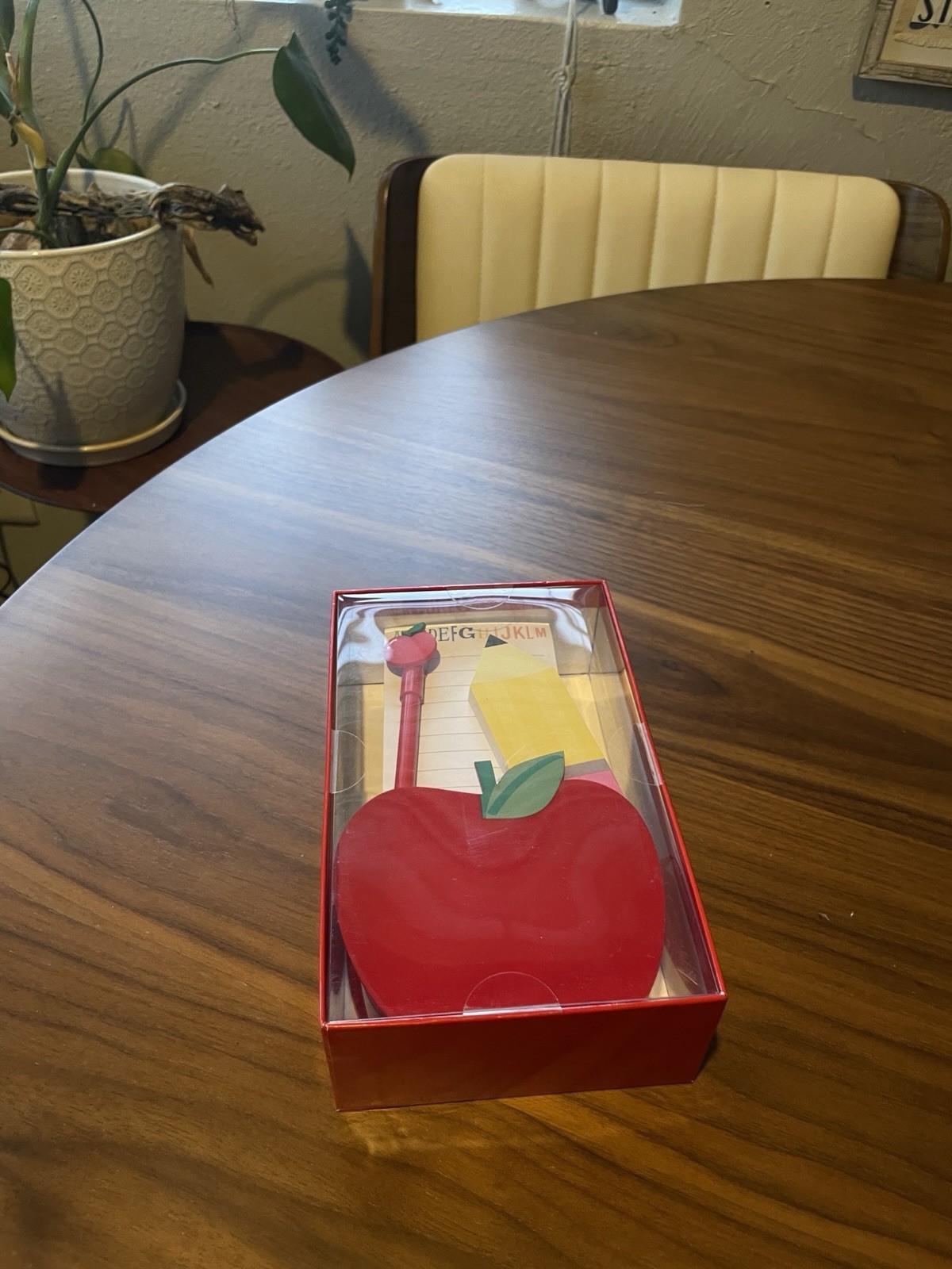 Apple Stationery Set Teacher Desk Gift Pen & Holder Memo Pad NIB Back to School