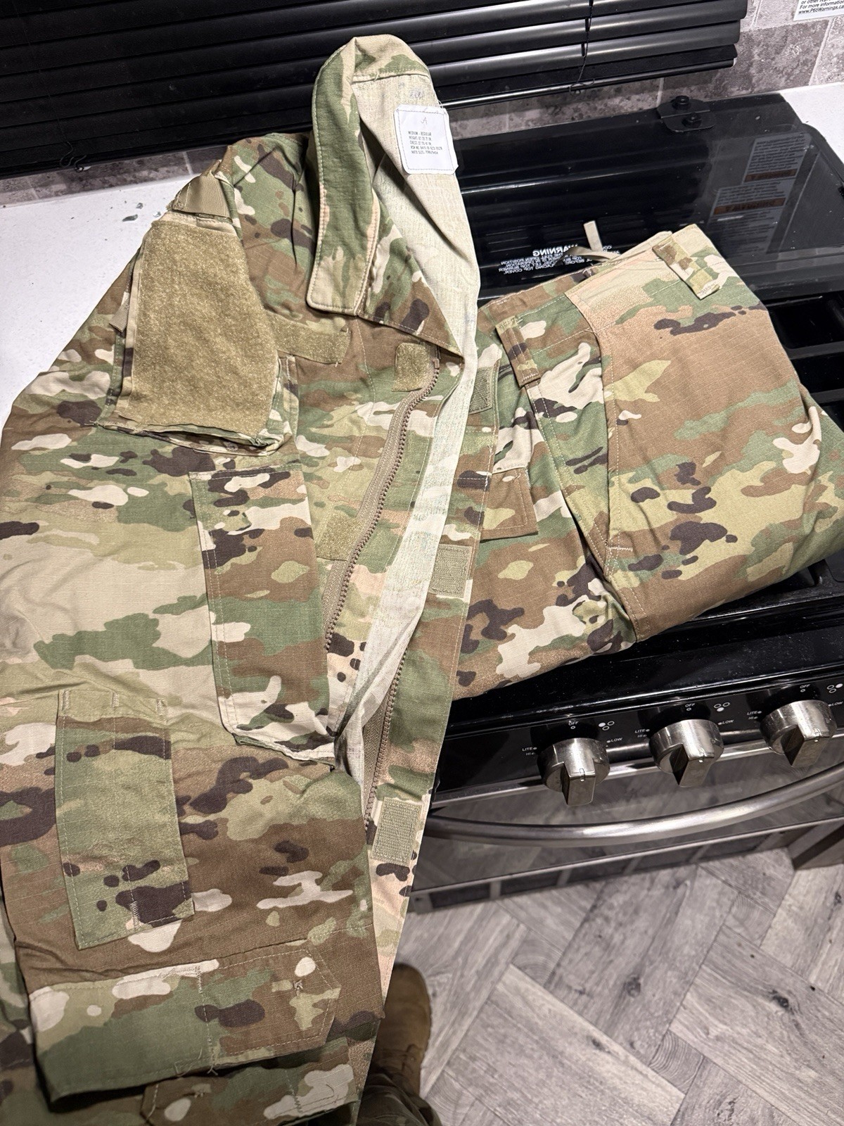 OCP Uniform Set – Coat & Pants – Medium Regular Set