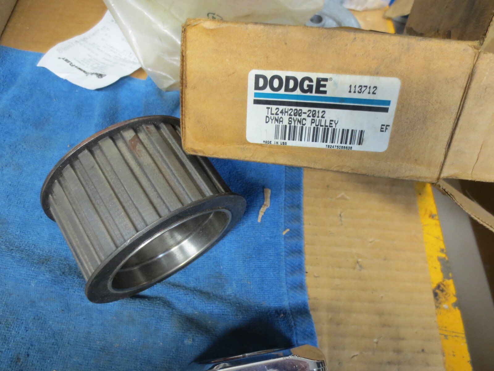 NEW DODGE DYNA SYNC PULLEY TL24H200-2012