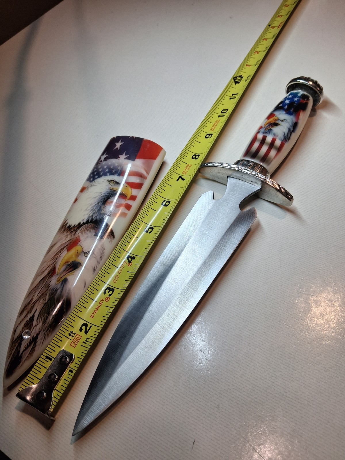 Bald Eagle decorative dagger with sheath