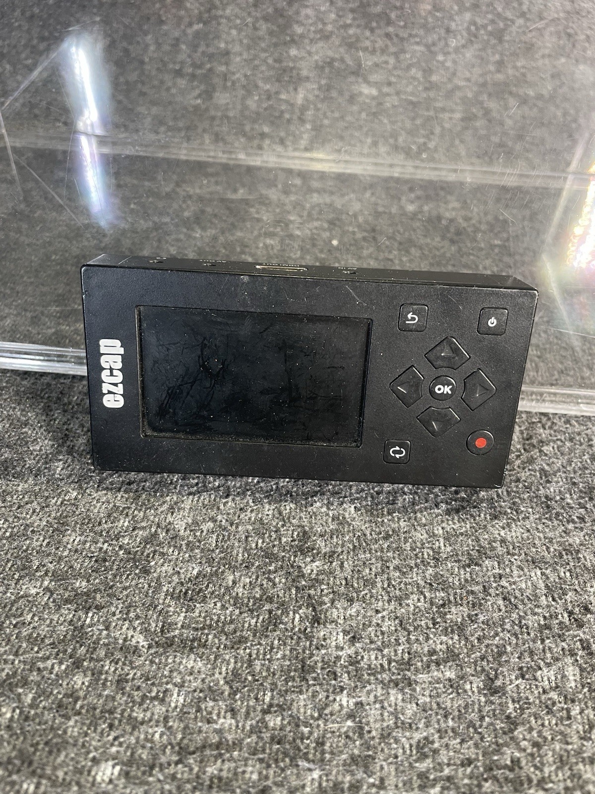 EZCAP AC Recorder Easy way to convert VHS into Digital Media As Is Unit Only