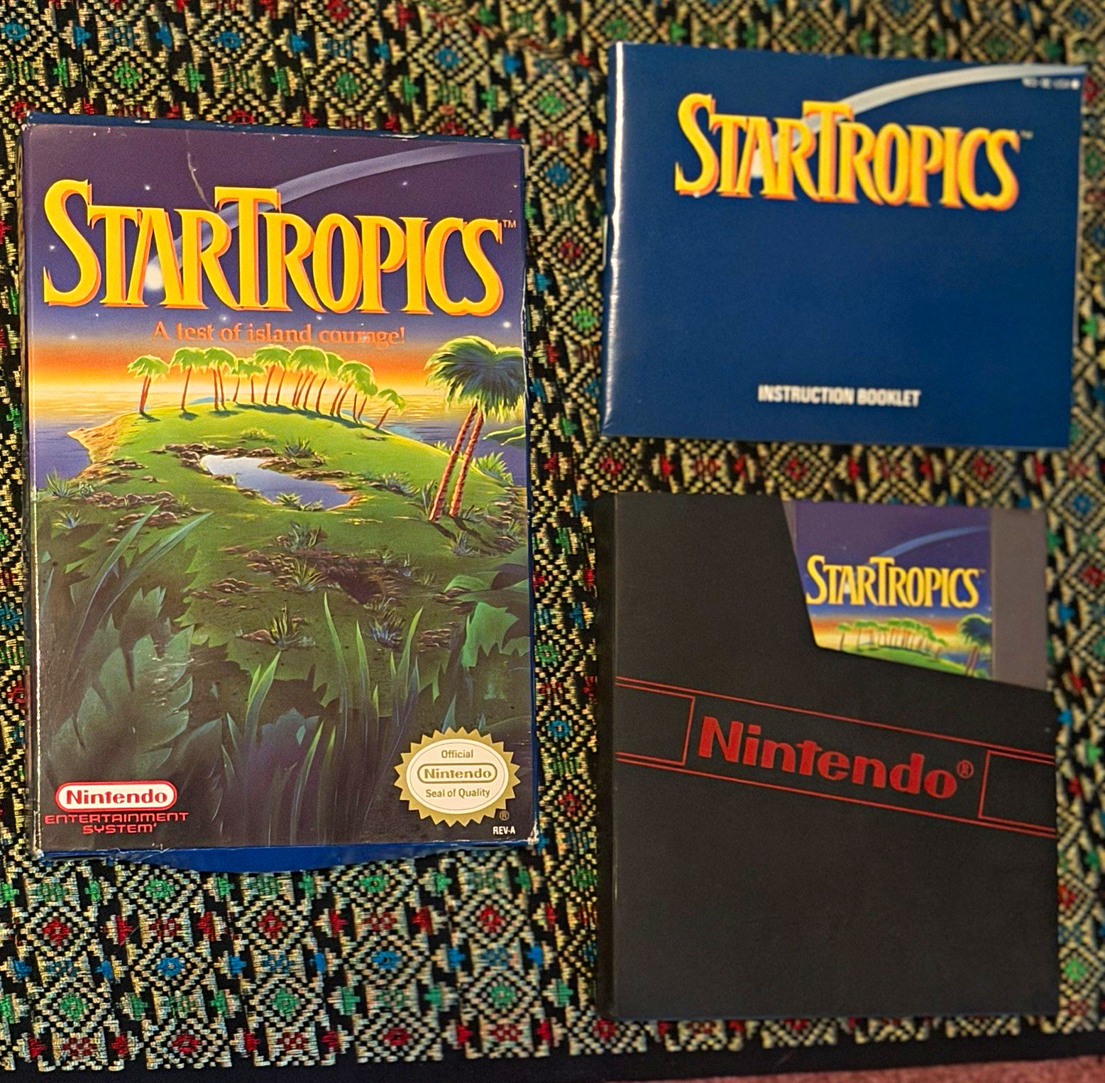 Nintendo StarTropics NES Cartridge Box w/ Manual Instruction Booklet & Insert