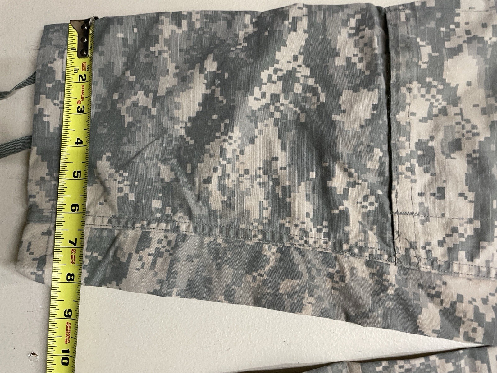 Digital Camo Cargo Pants Small Reg 8415-01-585-9512