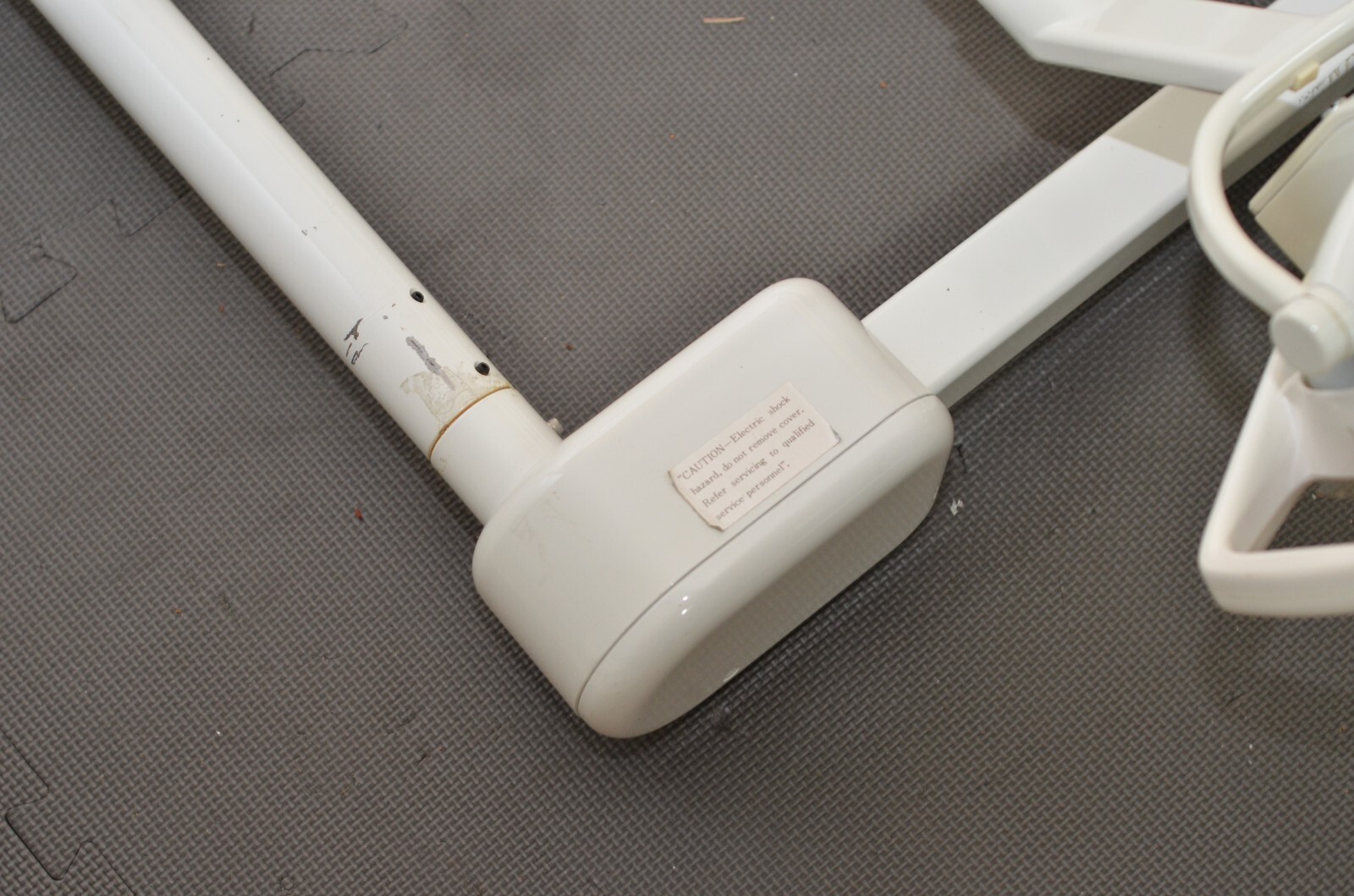 Healthco Celebrity Dental Light Ceiling Mount