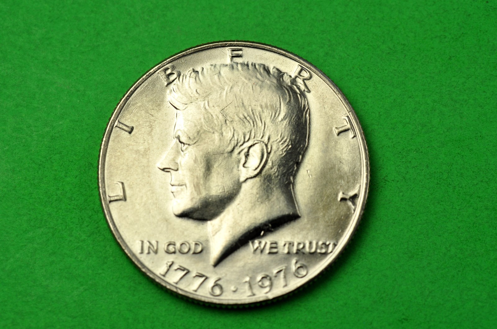 1976-P GEM BU Mint State Kennedy US Half Dollar Coin