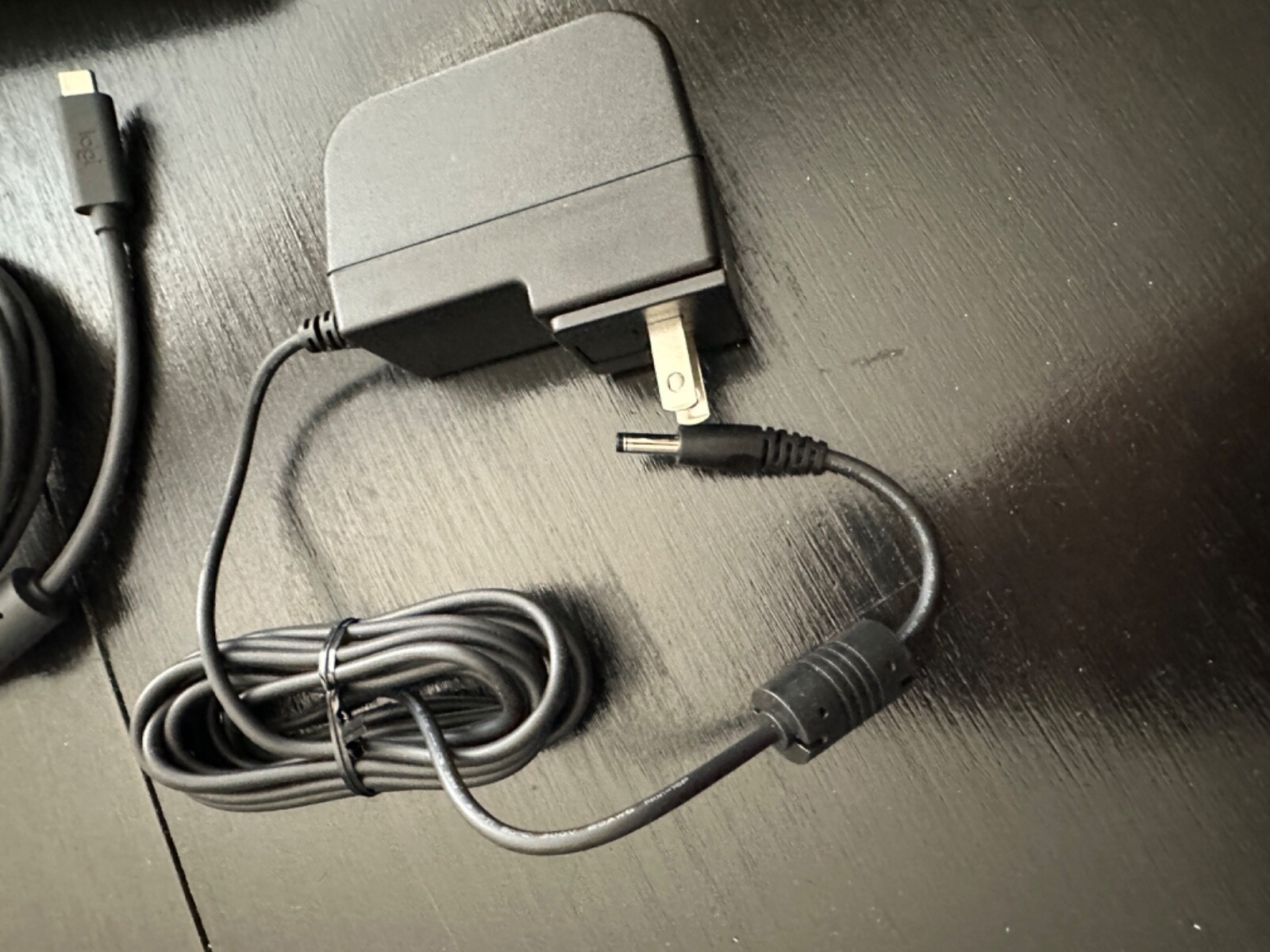 Logitech Meetup Audio Conferencing System 960-001201+Tap VU0053