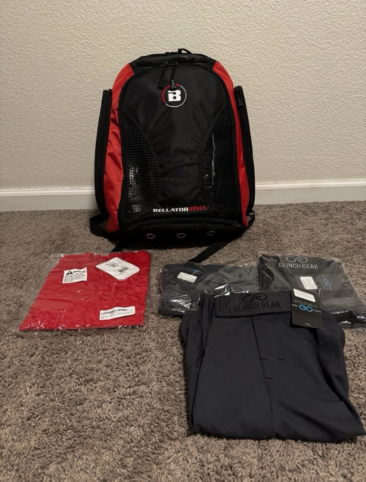 Rare BELLATOR GEAR BUNDLE+Free Gear