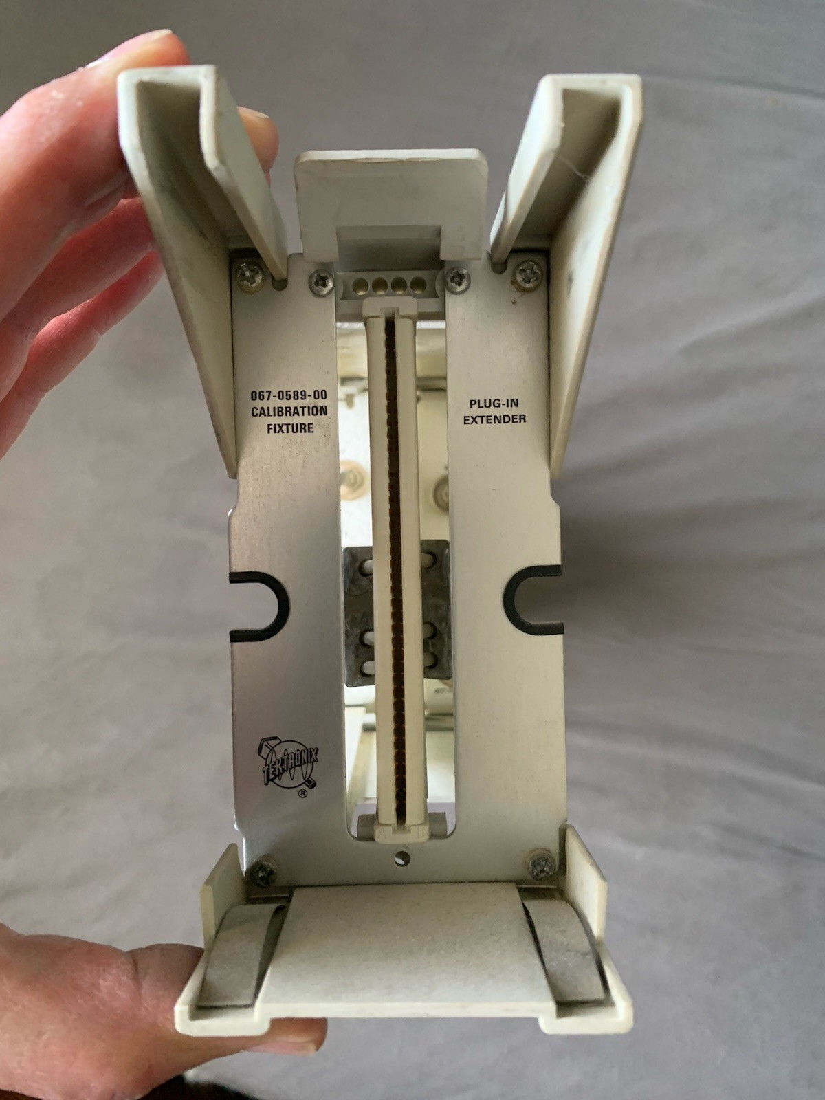 TEKTRONIX 067-0589-00 Extender  Plug-in for 7000 series