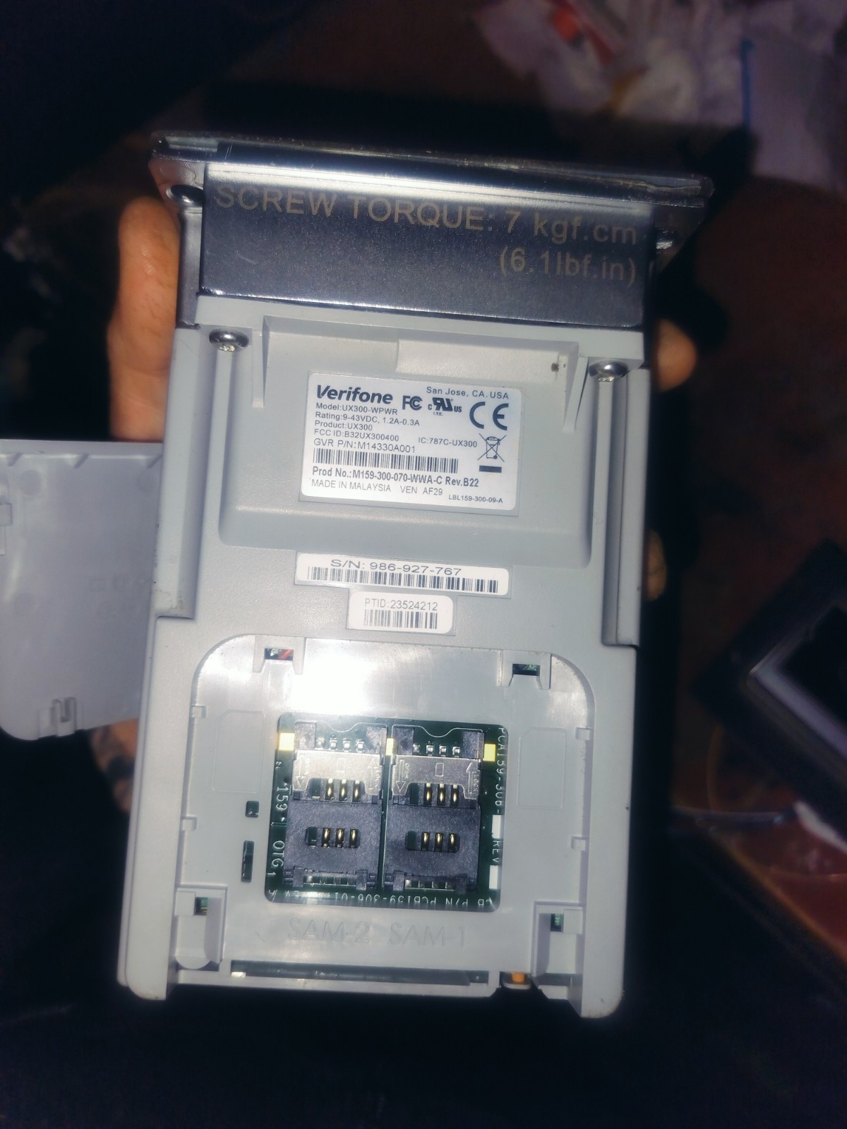 Verifone UX300 -WPWR credit Card Reader