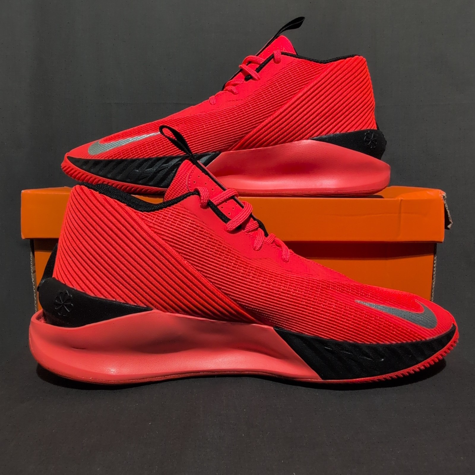 Nike G.T. Jump Academy Shoes Men's 13 Red Basketball Sneaker