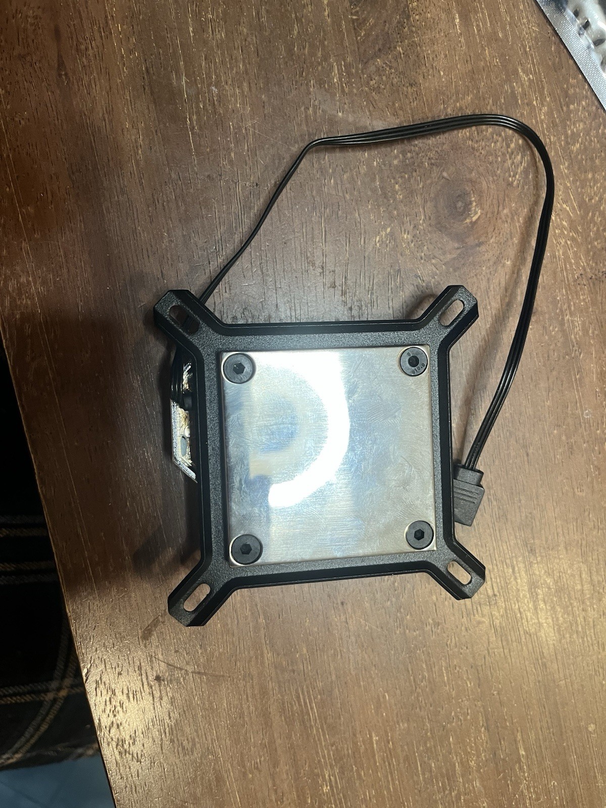 EKWB CPU Block Clear Silver Black with Mounting Hardware Cable 3-Pin