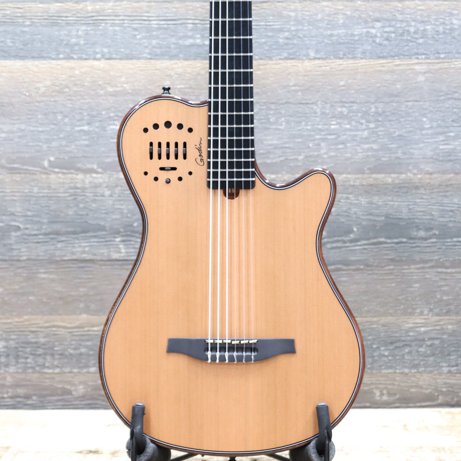 Godin Multiac Mundial Grand Concert Mahogany Deluxe "B-Stock" Guitar w/Bag