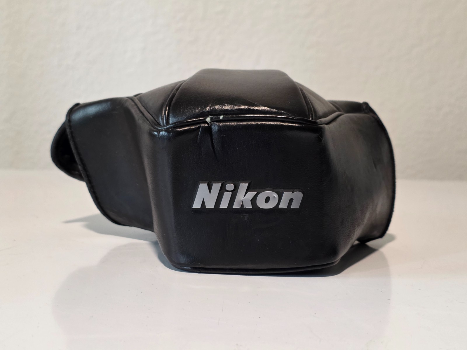 Nikon FA 35mm SLR Camera - Black + Leather Nikon Case