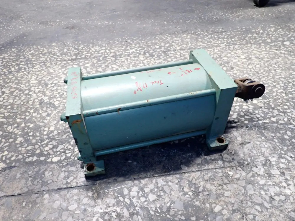 PNEUMATIC CYLINDER 02260730017