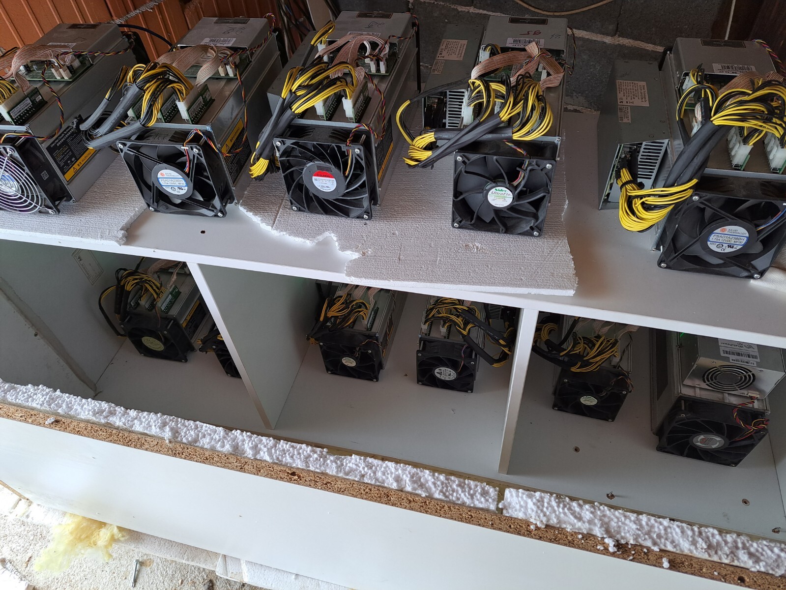 asic miner s9 and s9i