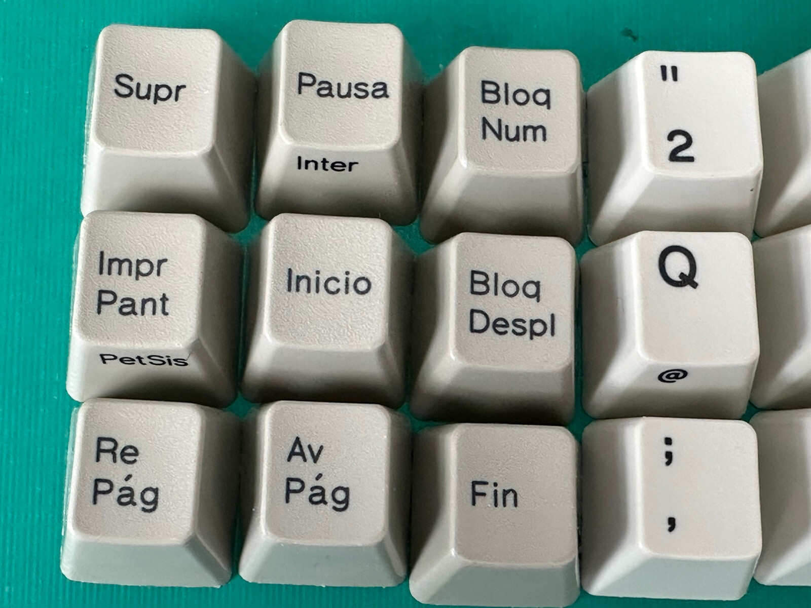 SPANISH Language KEYCAPS IBM Model M Keyboard Buckling Spring Keys Caps IN STOCK
