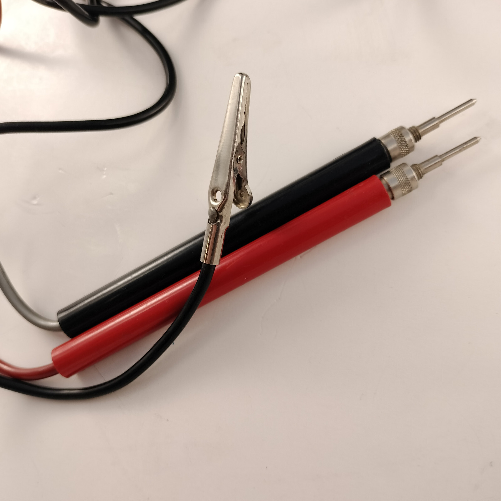 Heathkit Utility Solid-State Voltmeter Model IM-17 in Original Casing No Battery