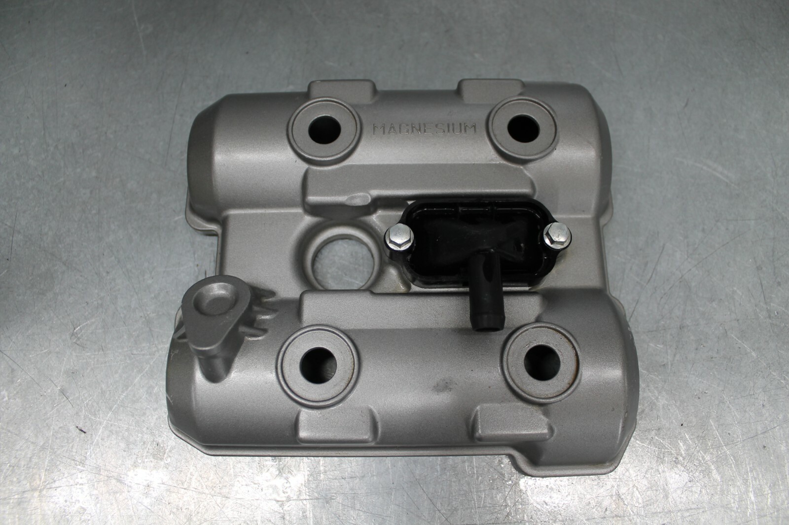 Nice OEM 2007 Suzuki SV1000 SV 1000 Rear Valve Cover