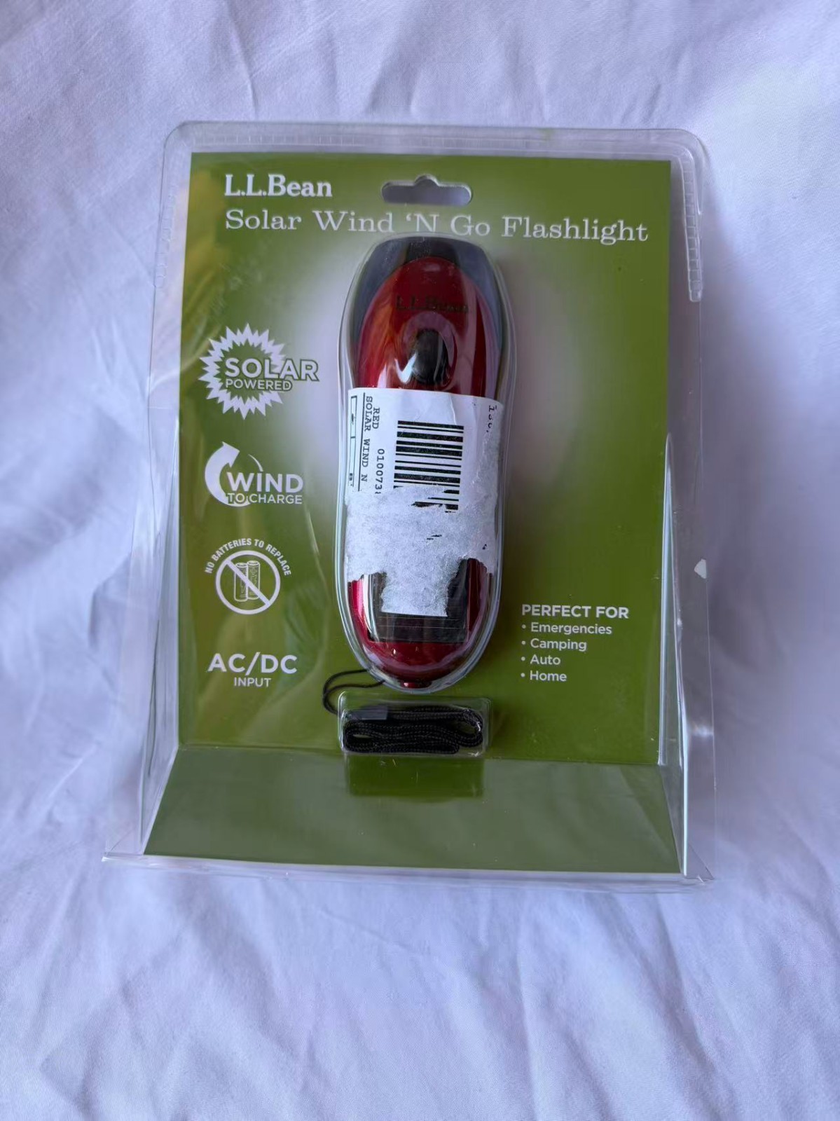 L.L.Bean Solar Wind N Go Flashlight Hand Crank Solar New