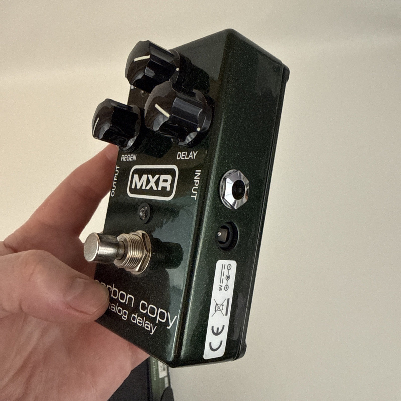 MXR CarbonCopy Delay Guitar Effect Pedal With Box