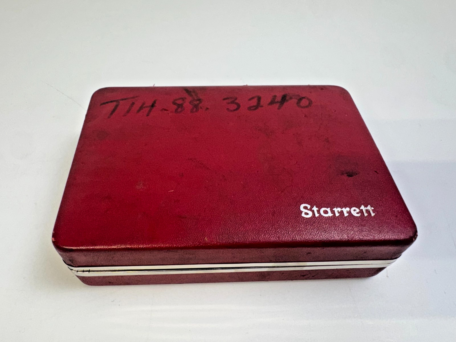 Starrett No. 196 Universal Dial Test Indicator .001" w/ Attachments & Case USA