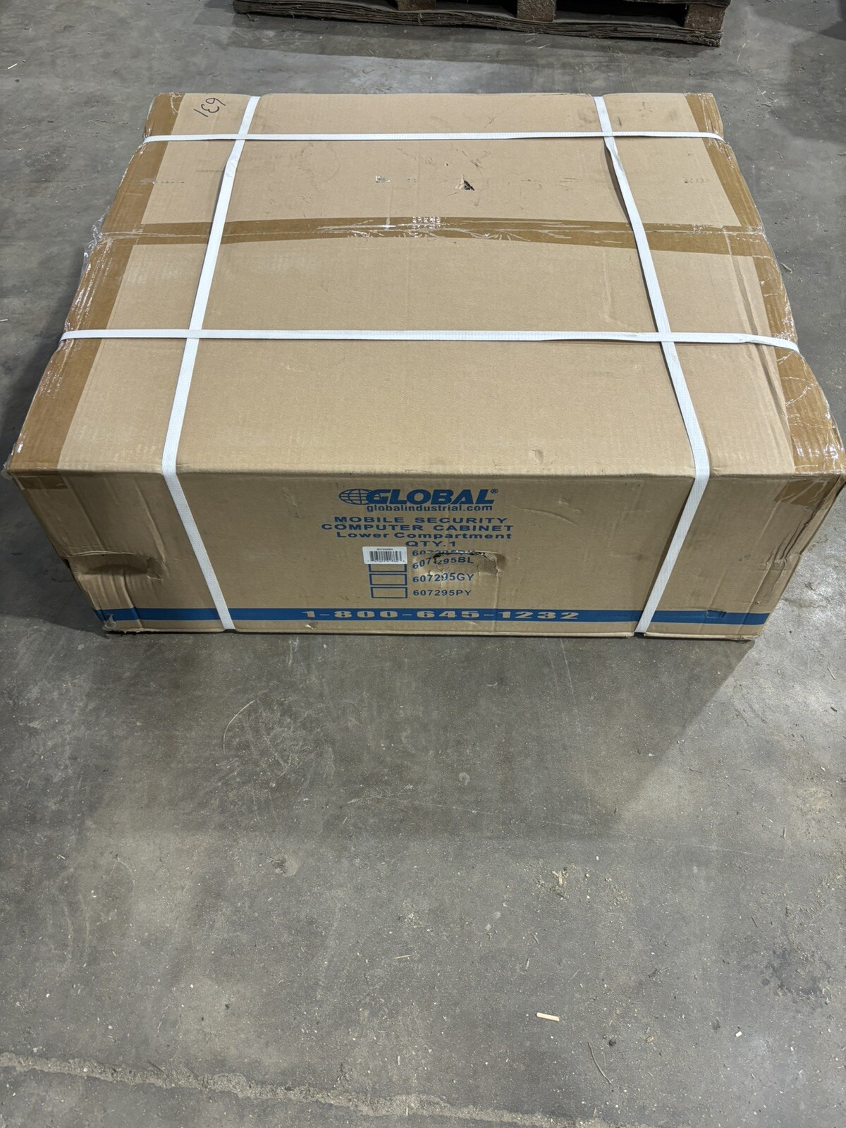 LCD Countertop Security Computer Cabinet Black Lower Compartment (SW55)
