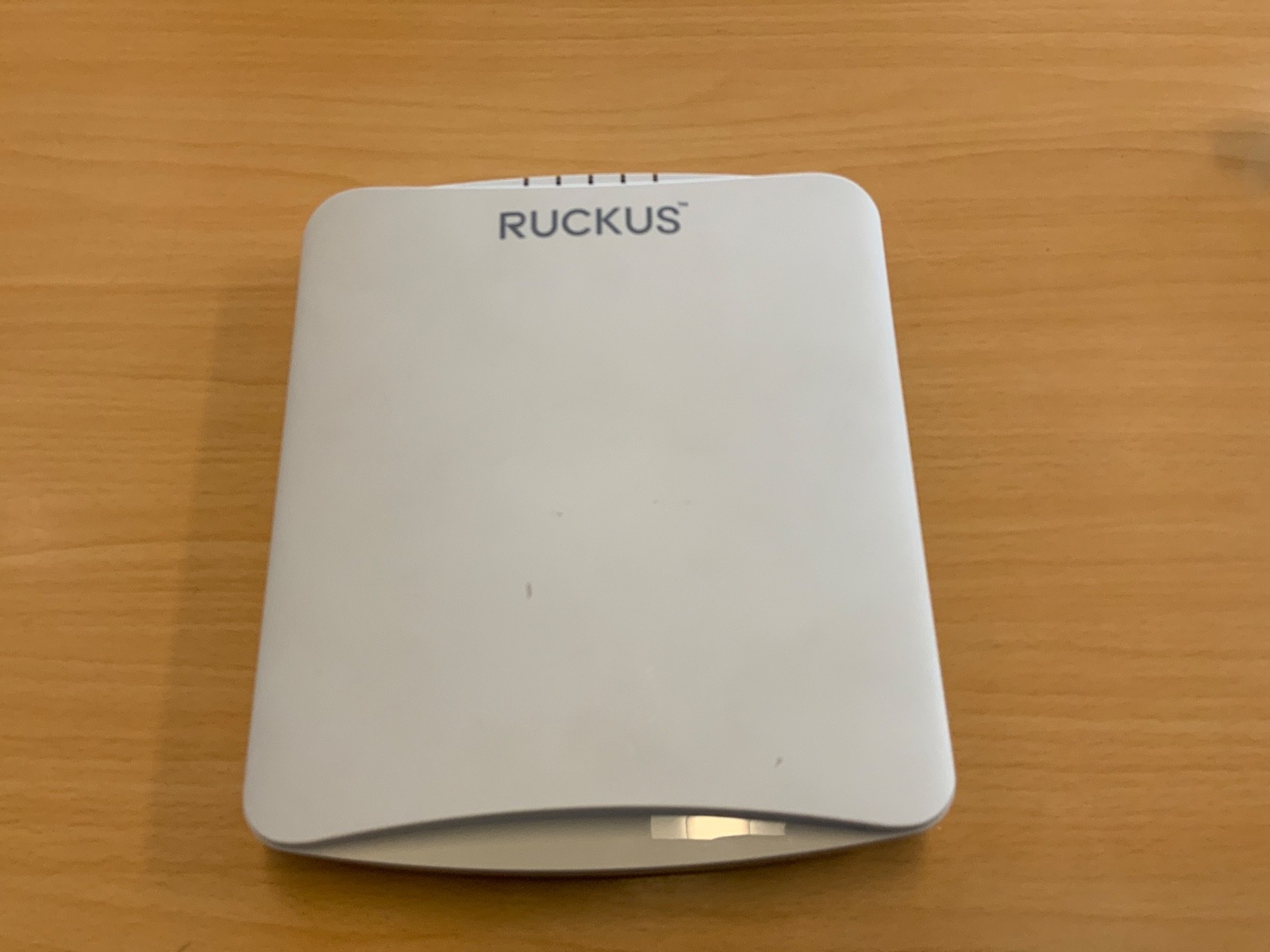 Ruckus R650 Wifi 6 Access Point