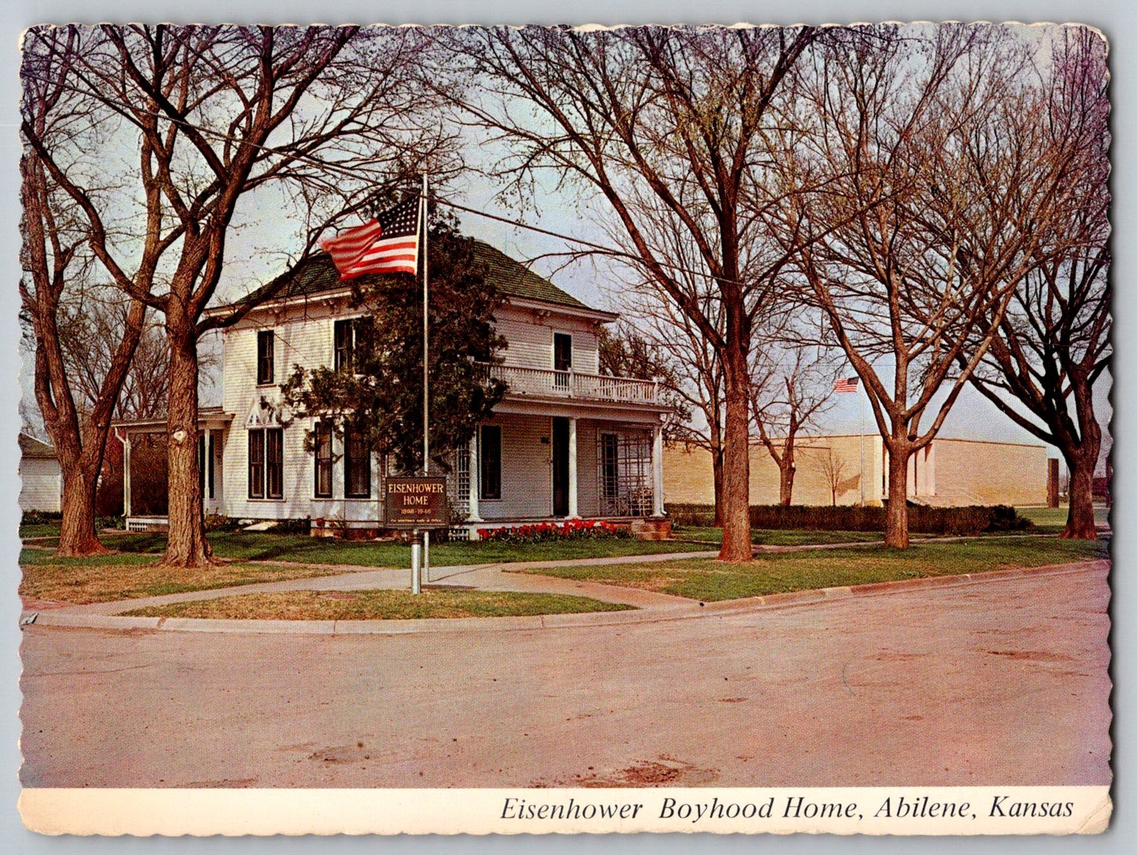 Postcard - Eisenhower Home And Museum,  Abilene, Kansas