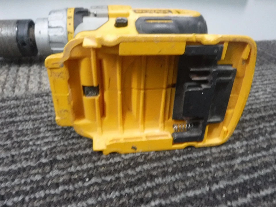 Dewalt Model Dc910 28v Hammer Drill Tool Only