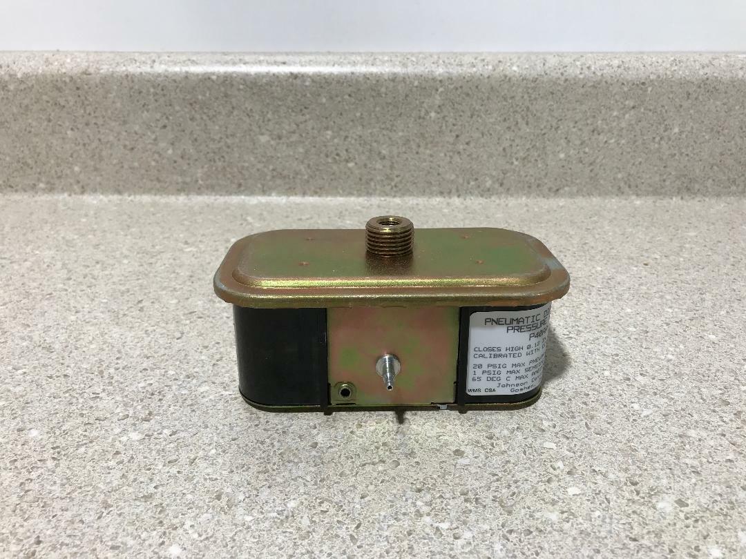Johnson Controls Pneu. Pressure Control P40AA-1C NEW