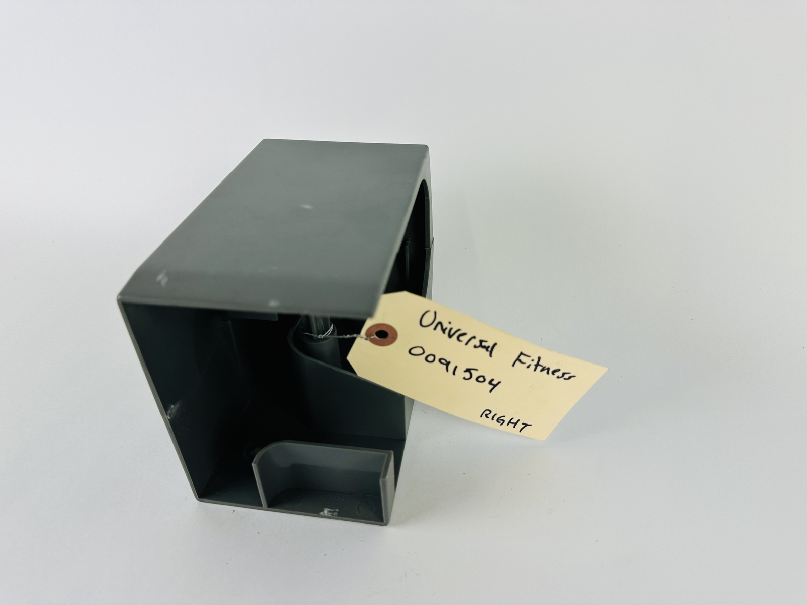 Universal Fitness Treadmill Right End Cap (EC42)