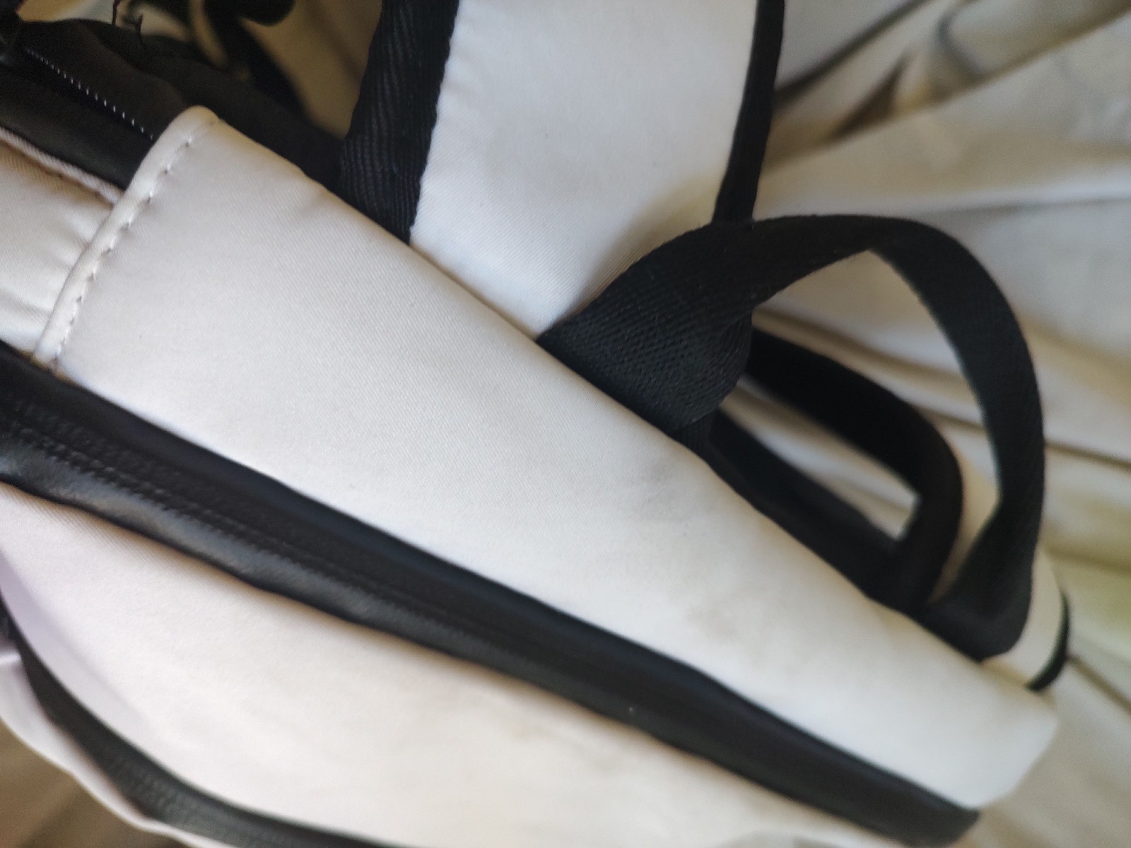 OAKLEY WHITE/ BLACK NYLON LARGE BACKPACK