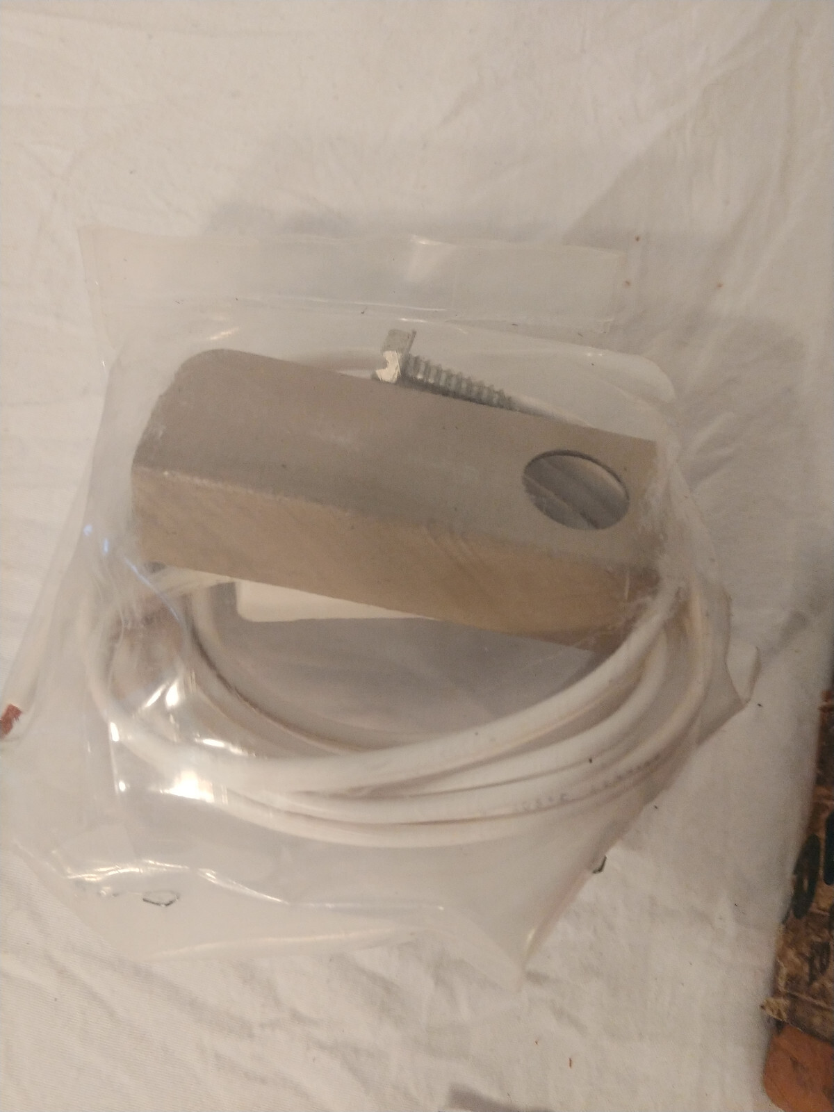 Source 1 373-11428-700 Ambient Sensor Kit New-Old Stock