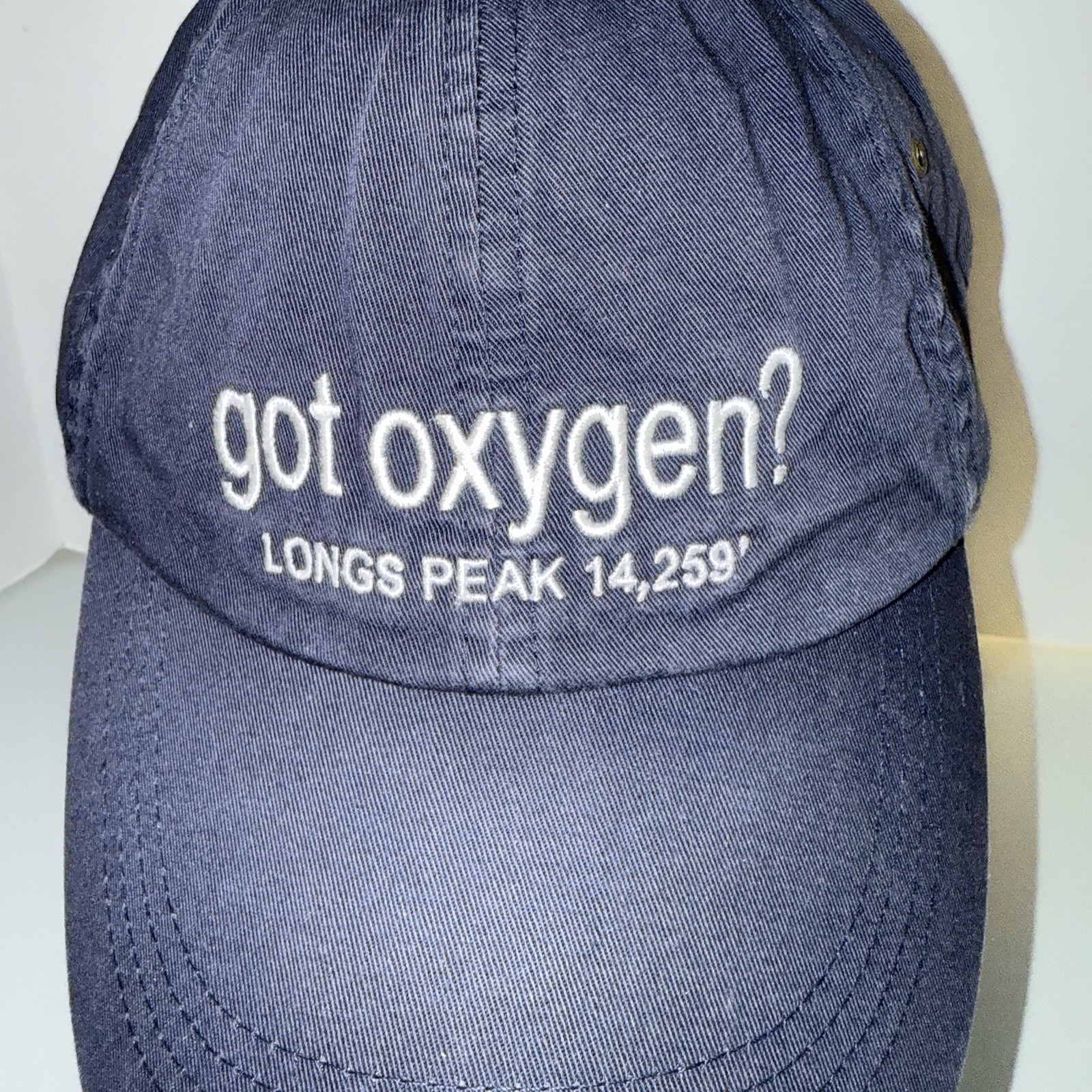 “Got oxygen?” Rocky Mountains Longs Peak 14,259’ Navy Hat Cap w White Cotton