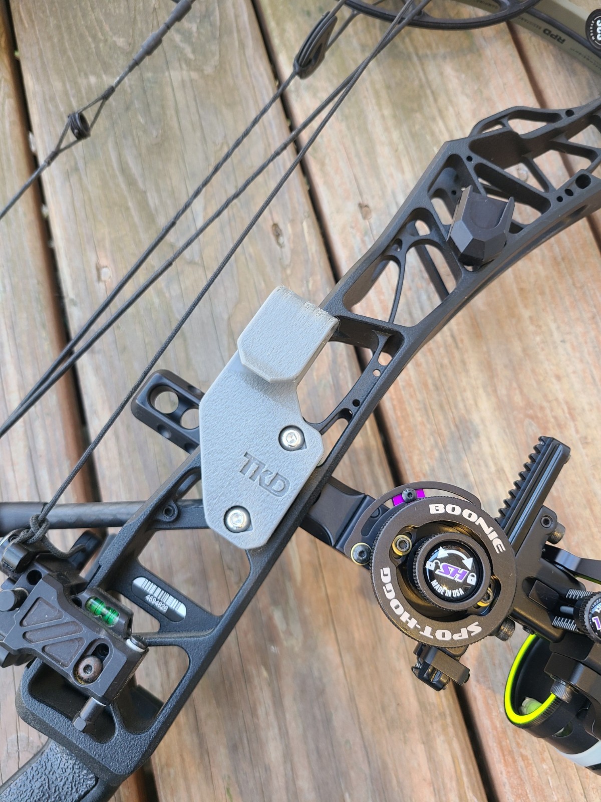 TKD The Offset Snag Bow Hook for Loop-Style Gear Straps - Mathews ARC