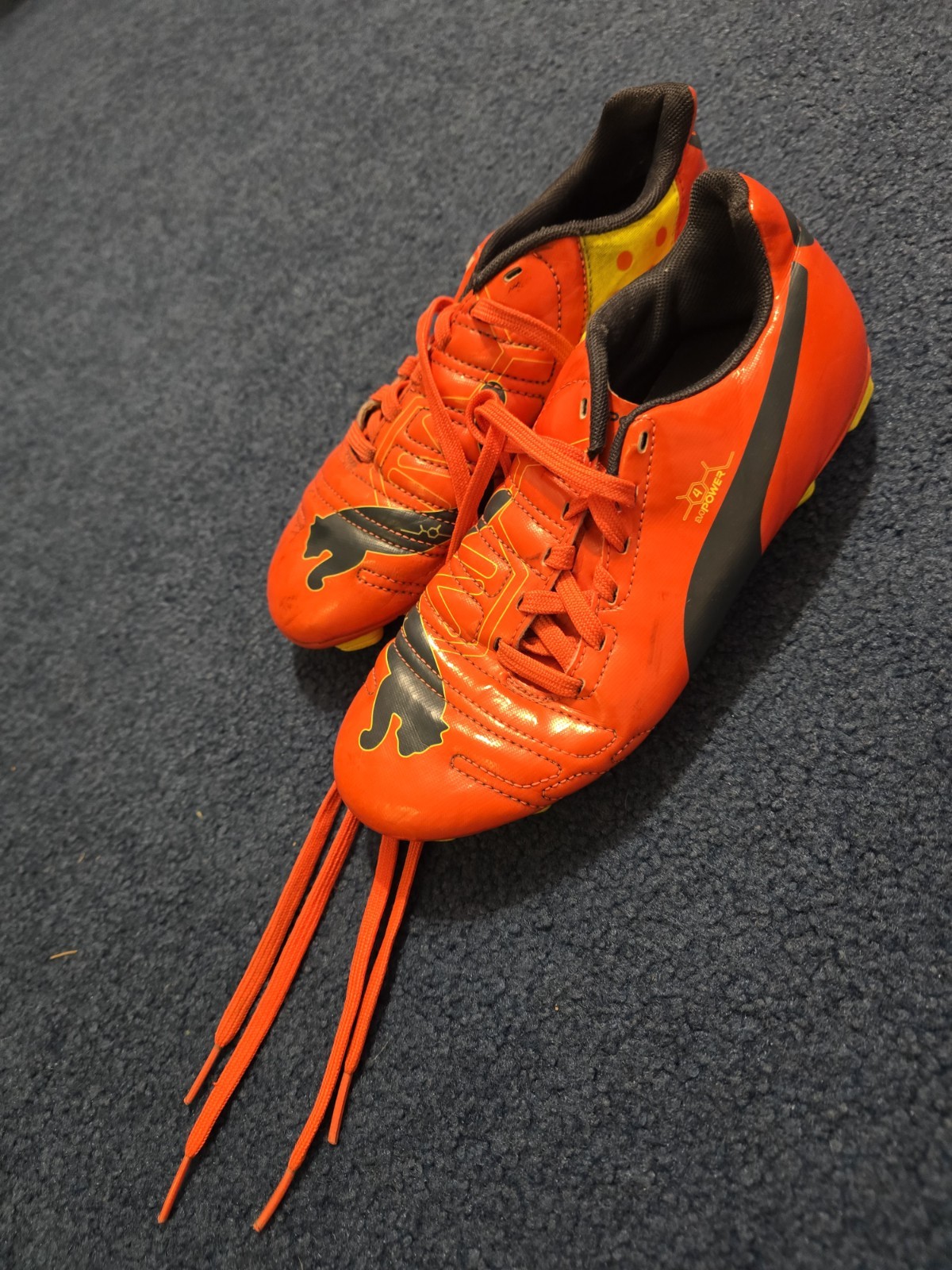 Puma Evopower  1 Big Kid Size 4