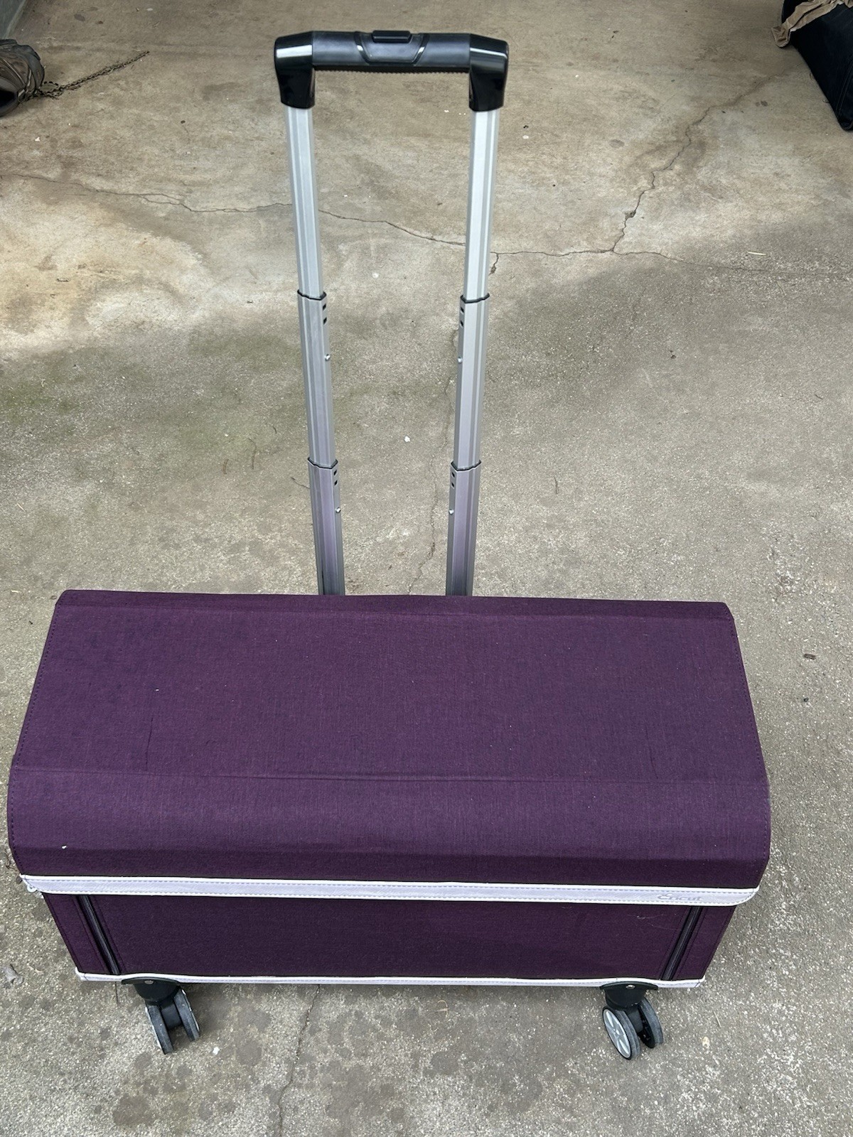 CRICUT Craft Roller Travel Storage Handle Purple Tweed Rolling Case w/ Wheels