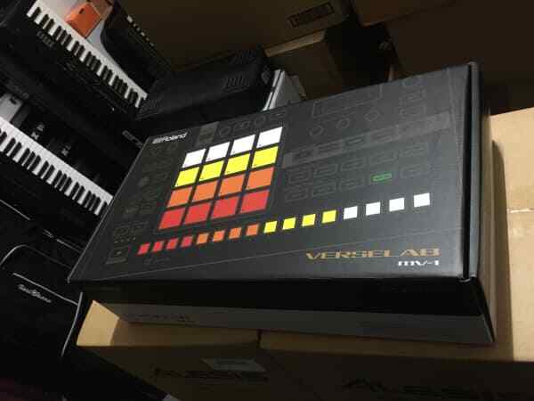 Roland MV-1 Verselab Music Workstation Drum /Pads MV1 New  //ARMENS//
