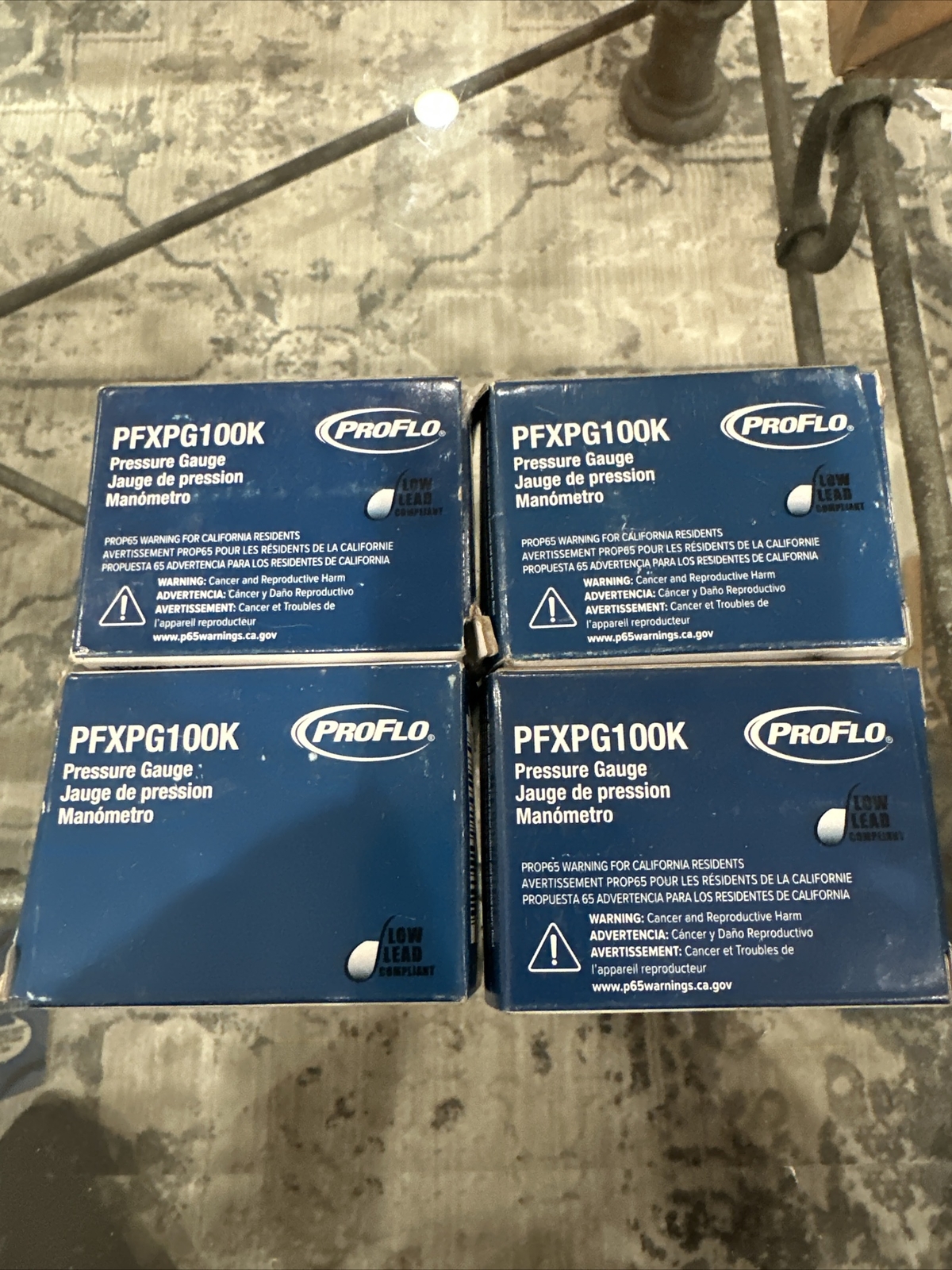 4 Lot PROFLO 2" Pressure Gauge  0- 100 lb. PFXPG100K PFXPG Series