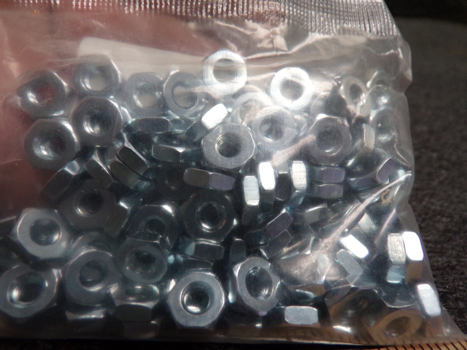 (100) HEX NUT 10-32, ZINC PLATED, LOW CARBON STEEL, #10 (C)